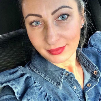 MONA MINA